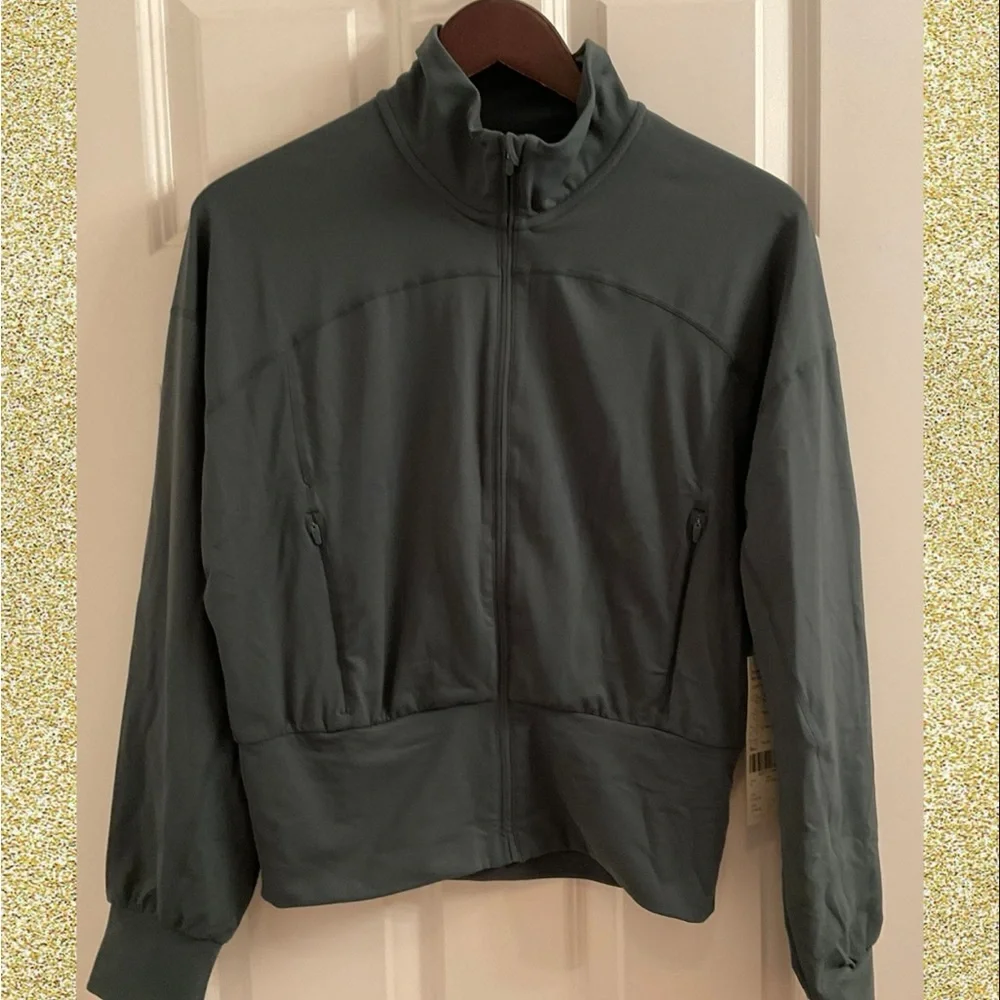Sweaty Betty Super Soft Zip Up Bomber - NWT - Medium - Trek Green - Picture 1 of 13